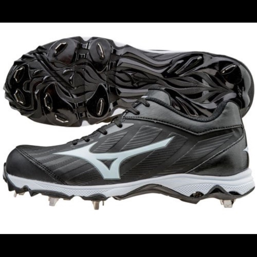 Mizuno 9-Spike Adv. Sweep 3